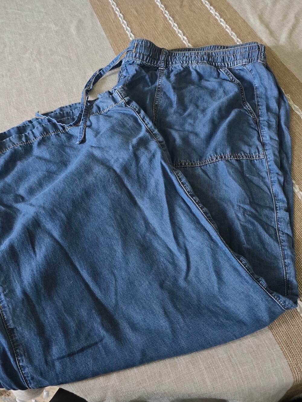 Torrid Pull On Lightweight Denim Jeans Size 3R High Rise Chambray Plus Size 3X - Picture 2 of 13